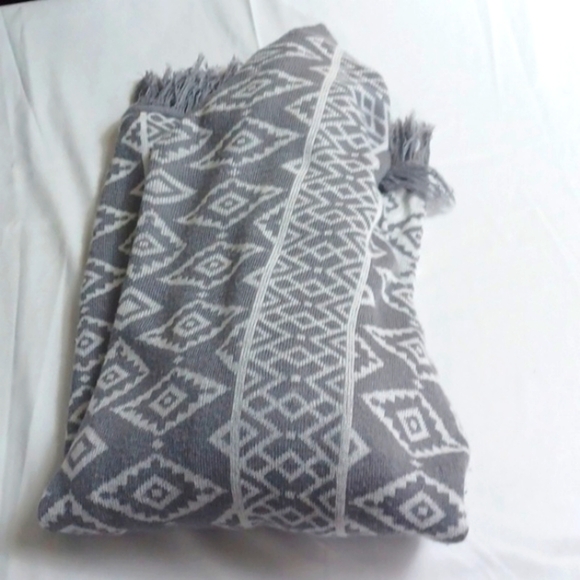 Skies Are Blue Gray Aztec Carnigan 3/4 Sleeve Light Sweater S - Picture 8 of 8